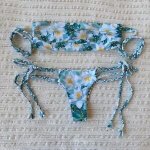 Moana Bikini Pastel Piranha Reversible Blue and White Cheeky Bikini Set Small
